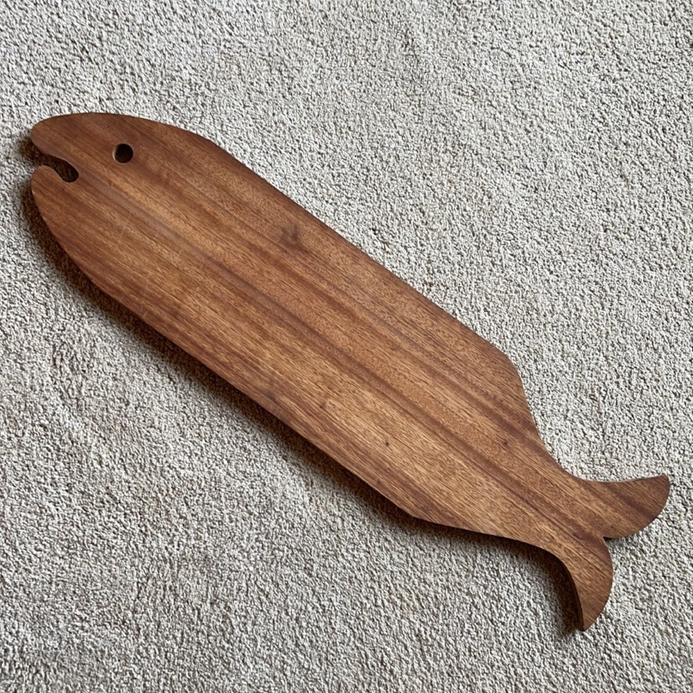 Large Fish wood cutting board